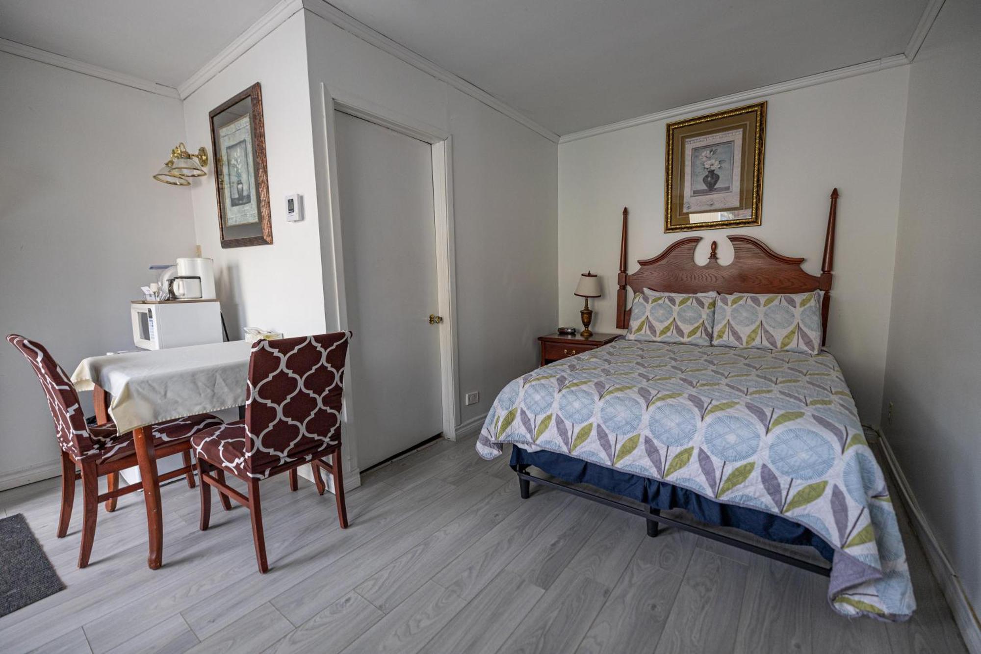 Motel Deblois แซ็ง-ตาน-เดอ-โบเพร ภายนอก รูปภาพ